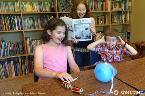 8 Tips from a Mom Who Wants to Skip Science ExperimentsI am tempted to skip science experiments because we don't have time, but with focused Science days, I can do it.