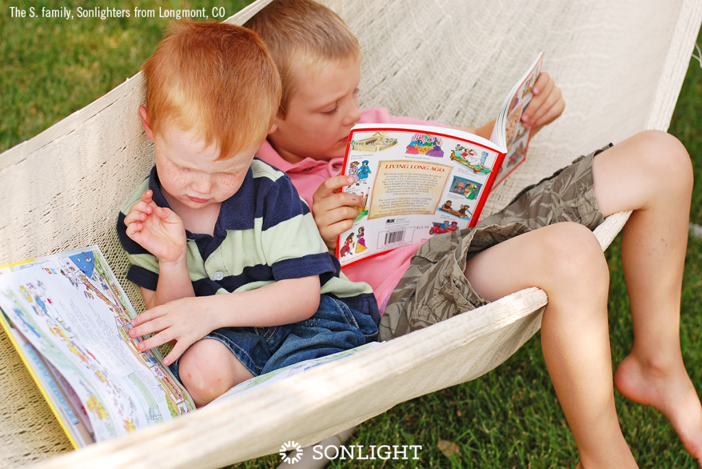 10 Ways to Make the Most of a Four-day Homeschool Week.Falling squarely between a traditional homeschooler and unschooler, I find that the 4-day homeschool week suits our desire for interest-led learning, frequent field trips, and community involvement.